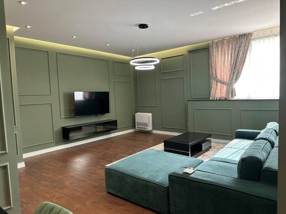 Green Apartment ティラナ エクステリア 写真