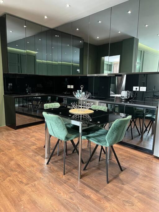Green Apartment ティラナ エクステリア 写真